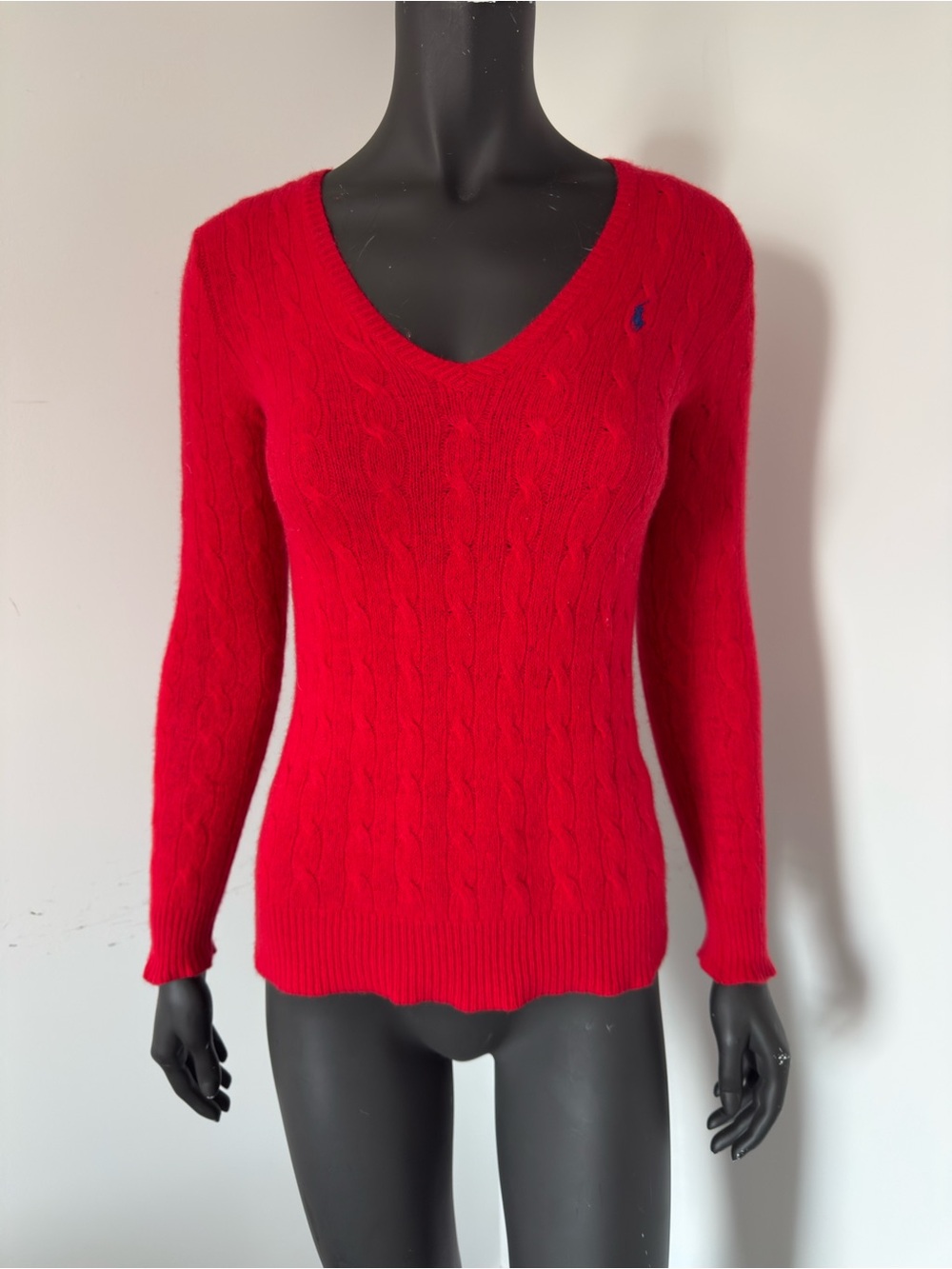 325. Polo Ralph Lauren Merino Wool Cashmere Blend Cable Knit V neck Sweater
